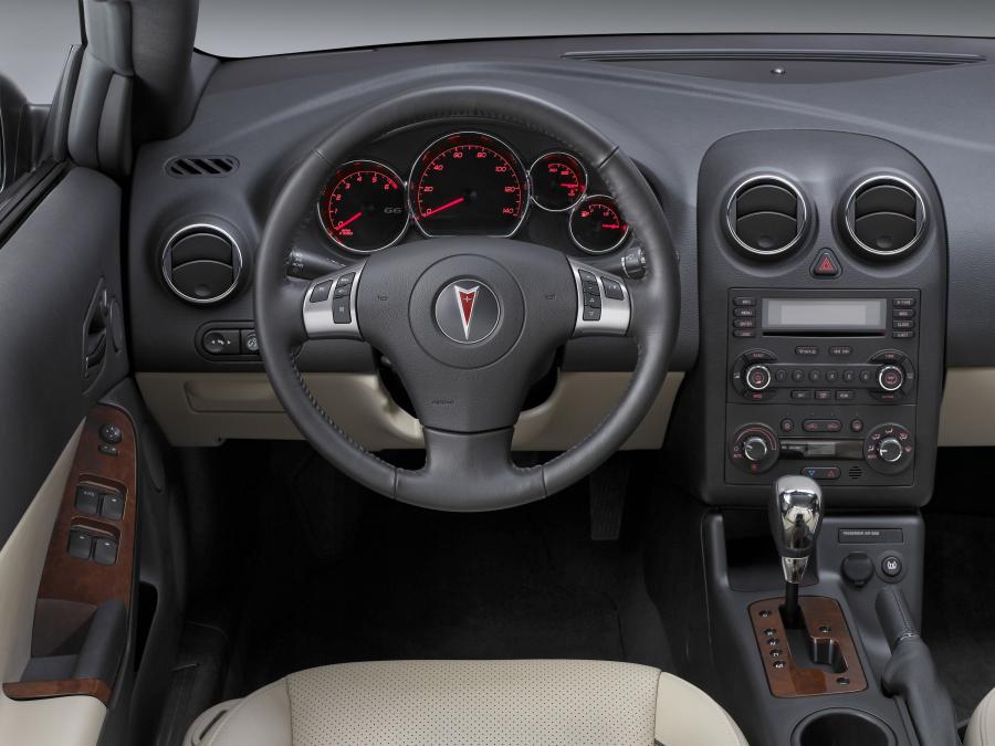  Pontiac G6 GTP Convertible 2007 года  (фото 7 из 20)
